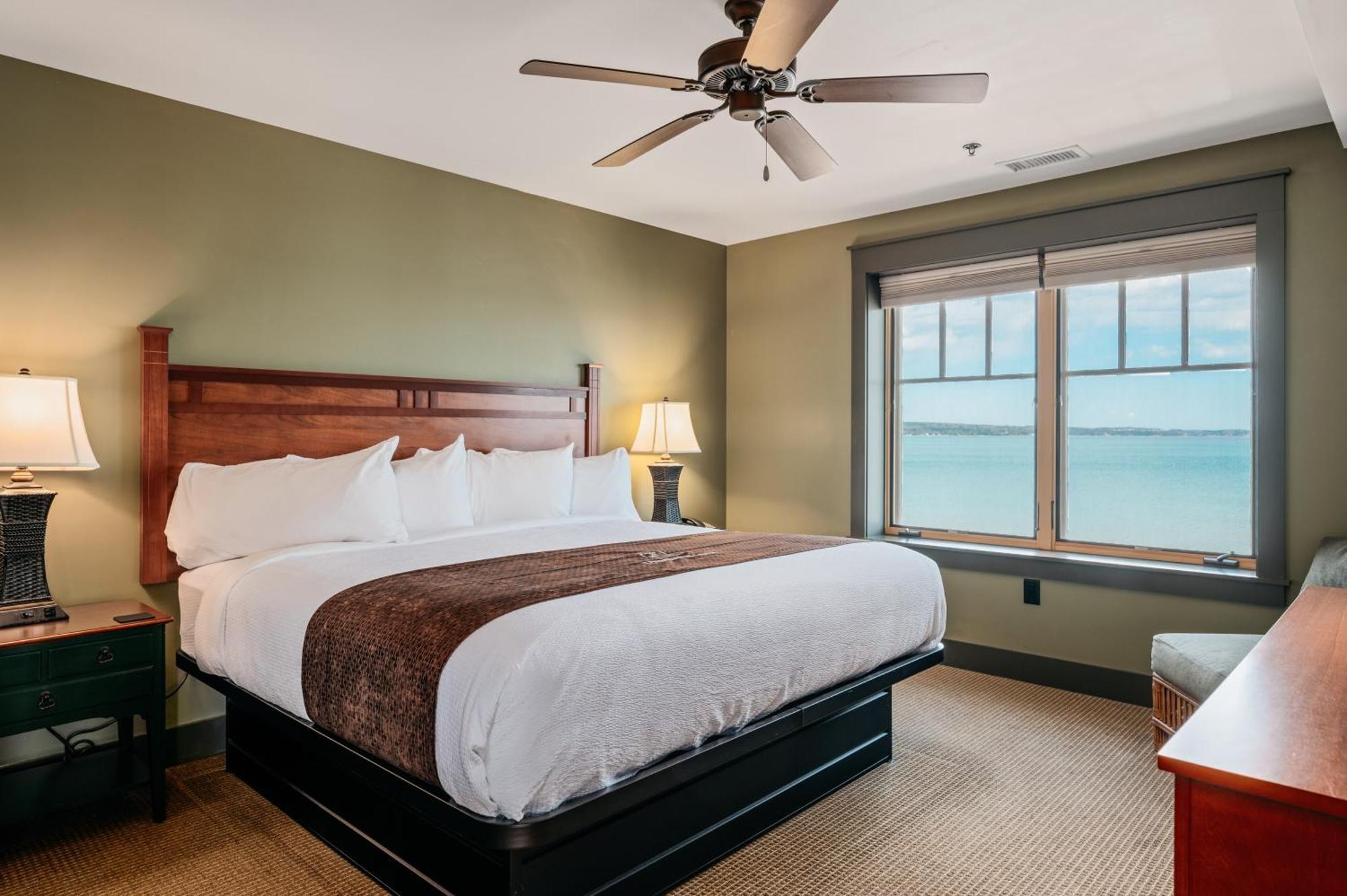 Tamarack Lodge Traverse City Rum bild
